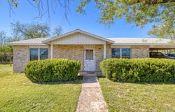 733 N Camp, Uvalde, TX 78801