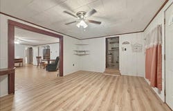 11201 Juniper St, Denham Springs, LA 70726