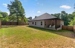 4 Clovelly Lane, Bella Vista, AR 72715