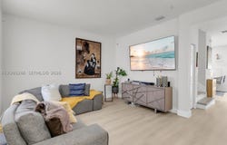 11127 W 32nd Ln, Hialeah, FL 33018