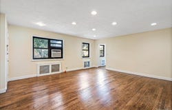 16-37 Utopia Parkway, Whitestone, NY 11357