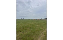 Holman St, Clifton Hill, MO 65244