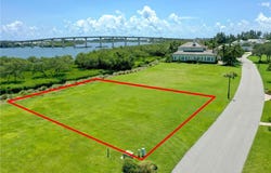 9260 E Marsh Island Drive, Vero Beach, FL 32963