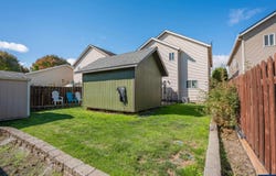671 Jasmine Cir, Independence, OR 97351
