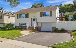 8 Ripley Drive, Northport, NY 11768