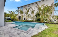 6526 SIMONE SHORES Circle, APOLLO BEACH, FL 33572