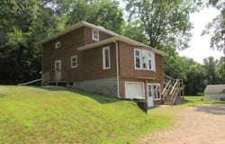 214 River St, Jackson, MN 56143