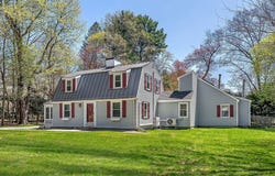 10 Bennett Rd, Wayland, MA 01778