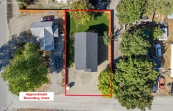 240 7th St, Priest River, ID 83856