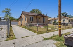 1564 Genevieve, San Bernardino, CA 92405