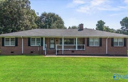 34 Carver Drive, Boaz, AL 35956