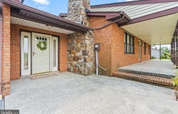 14435 WHITE OAK Ridge, HANCOCK, MD 21750