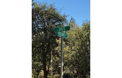 Yosemite Dr., Lake Arrowhead, CA 92352