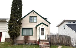 37 E Boundary, Ely, MN 55731