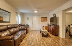 215 W James St., Mullins, SC 29574