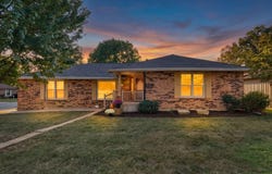 3343 S Virginia Avenue, Springfield, MO 65807