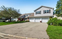 45 Willow Circle, Cary, IL 60013