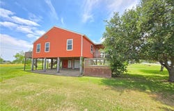 205 Buckskin Drive, Palacios, TX 77465
