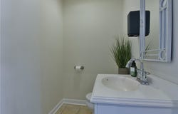 1709 Warwick Avenue, Warwick, RI 02889