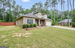 1002 Yorkshire Drive, Griffin, GA 30223