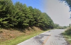 Leadmine Road, Gaffney, SC 29340