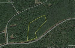 755 Piney Point Drive, Milam, TX 75959