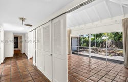 5710 SW 89th Ave, Miami, FL 33173