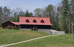 180 McJunkin Rd, Tellico Plains, TN 37385