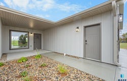 505 Mill Pond Rd, Rock Rapids, IA 51246