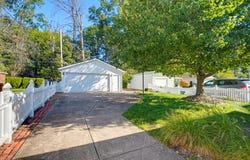 2918 Park Drive, Parma, OH 44134