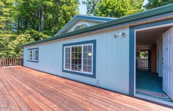28200 Simpson Lane, Fort Bragg, CA 95437