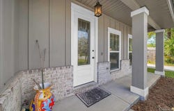 61 5th St, Shalimar, FL 32579