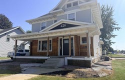 426 1ST ST SW, LeMars, IA 51031