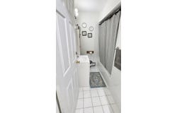 19 Lenox Pl, Freeport, NY 11520