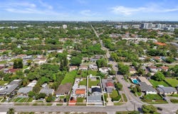 2405 Funston, Hollywood, FL 33020