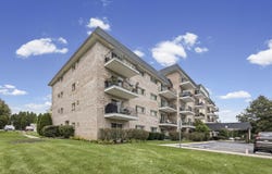 1000 S LORRAINE Road, Wheaton, IL 60189
