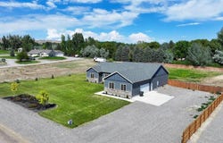 270 W Mountain View, Riverton, WY 82501