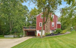 7749 State Route 43, Kent, OH 44240