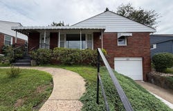 323 CHESTNUT AVE, Wheeling, WV 26003