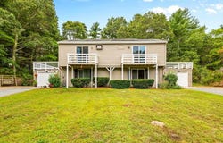 21 Surrey Lane, Bourne, MA 02532