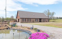 1820 Oak Grove RD, Van Buren, AR 72956