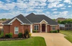 6139 Remington Drive, Bryant, AR 72022