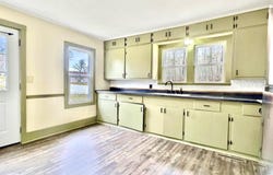 906 E Cale Street, Monett, MO 65708