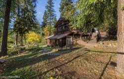 130 Mayaka Rd, Hope, ID 83836