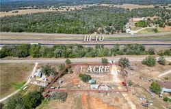 21894 E Interstate 10, Luling, TX 78648