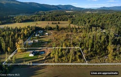 61 Lightfoot Dr, Sandpoint, ID 83864
