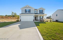 277 Ashley Heights Drive, Aberdeen, NC 28315