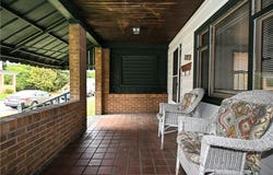 1737 Walnut St, Carnegie, PA 15106