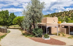 523 San Geronimo, Taos, NM 87571
