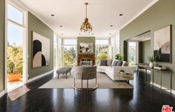 9430 Readcrest Dr, Beverly Hills, CA 90210